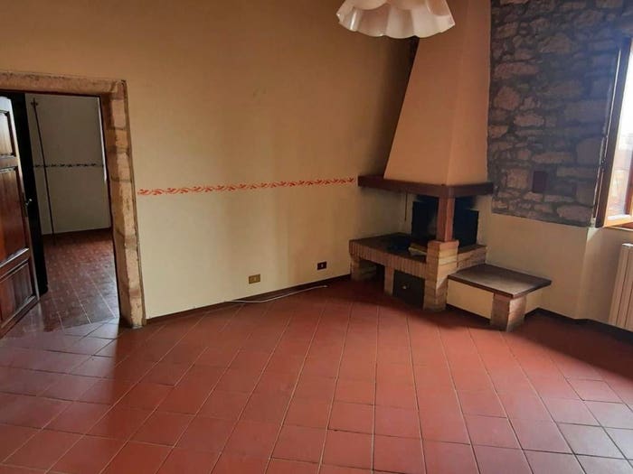 Appartamento trilocale in vendita in Viale dei Mille, Abbadia Campolungo, Colle di Val d'Elsa