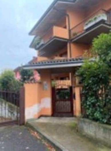 Casa con 6 locali in vendita in Via Roma, Centro Storico, Desenzano del Garda