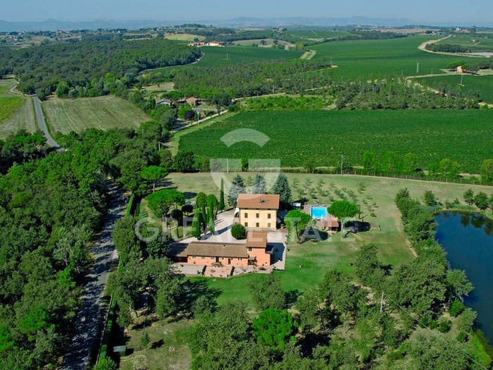 Casa con 6 locali in vendita in Na Fossa del lupo, Cortona
