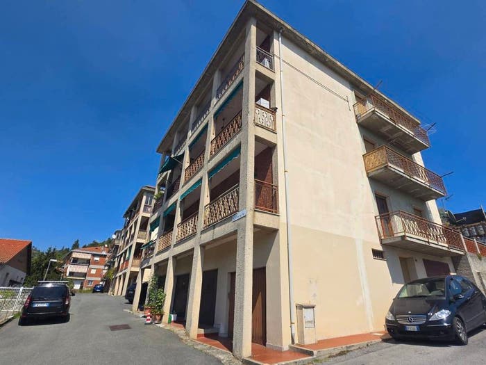 Appartamento trilocale in vendita in Via Santera, Bormida Genepro, Cengio
