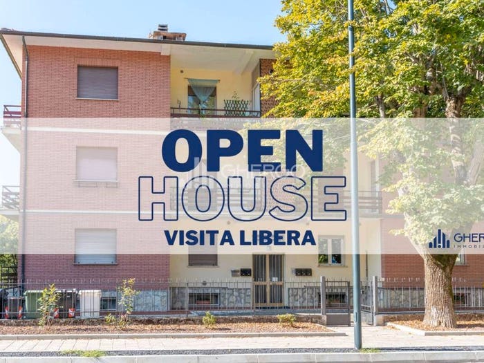 Appartamento con 6 locali in vendita in Via Cesare Battisti, Centro, Sassoferrato