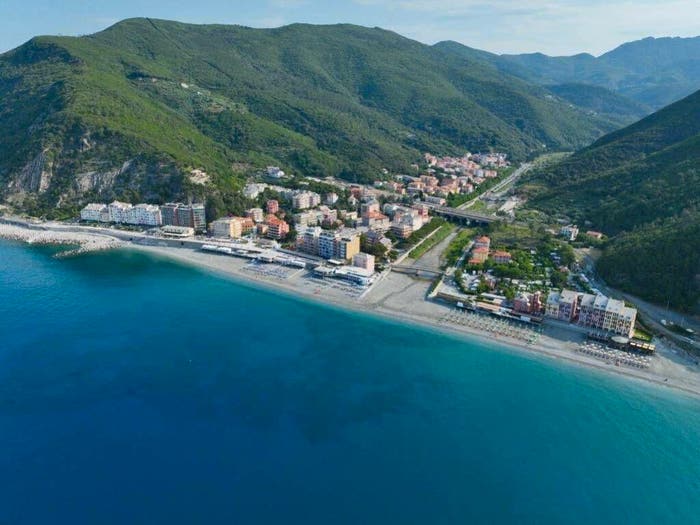 Appartamento trilocale in vendita in Località Caraschi, Piazza, Deiva Marina