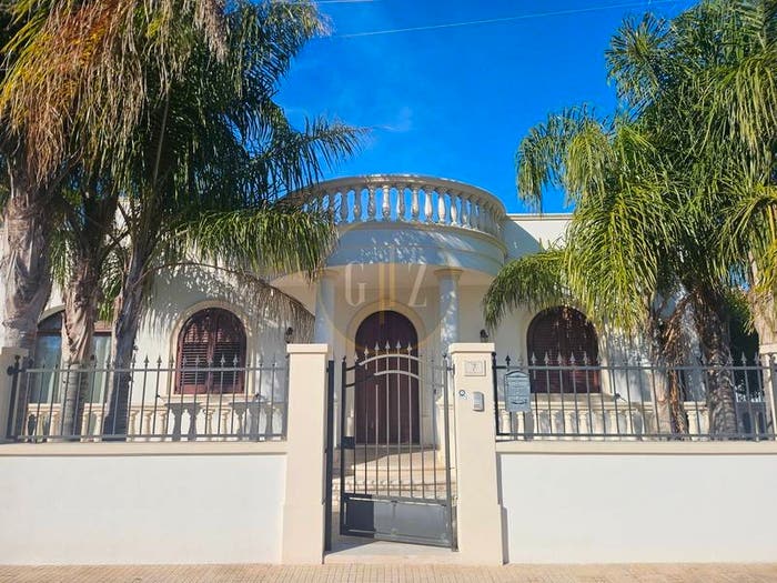 Casa con 5 locali in vendita in Centro, Carmiano