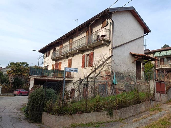 Casa con 6 locali in vendita in Via Casariglio, Centro, Cunico
