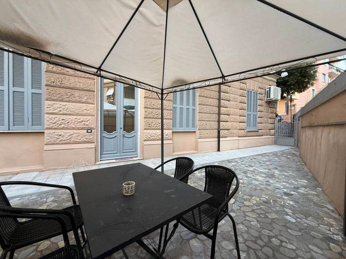 Appartamento quadrilocale in affitto in Via Gaetano Descalzi, Centro, Chiavari