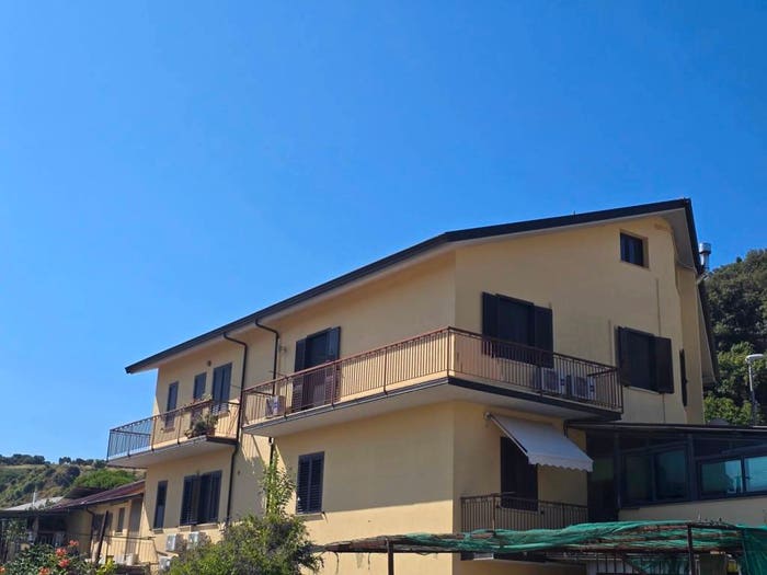 Appartamento con 5 locali in vendita in Località Donnantona, Borgia