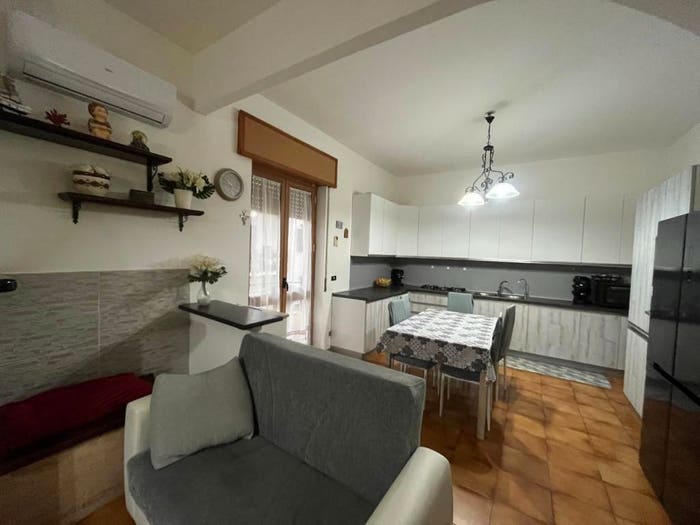 Appartamento quadrilocale in vendita in Via Pugliatti, Rocca Di Capri Leone, Capri Leone