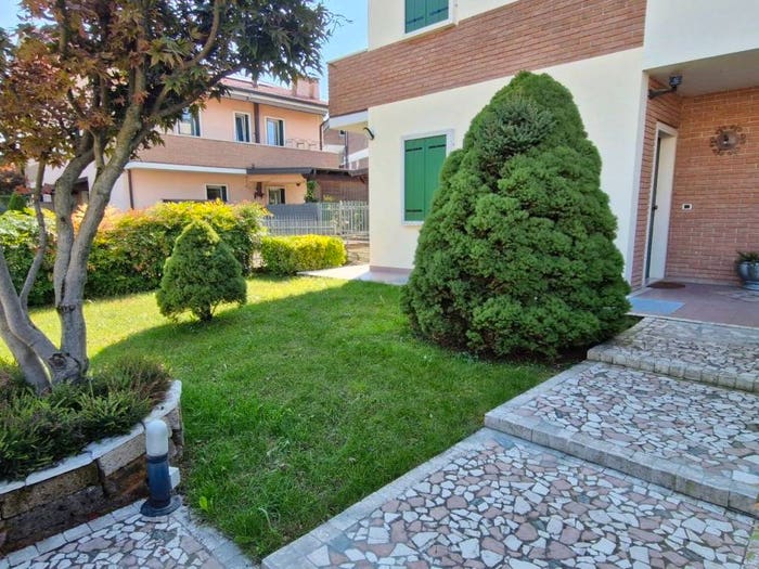 Casa con 6 locali in vendita in Centro, Quinto Vicentino