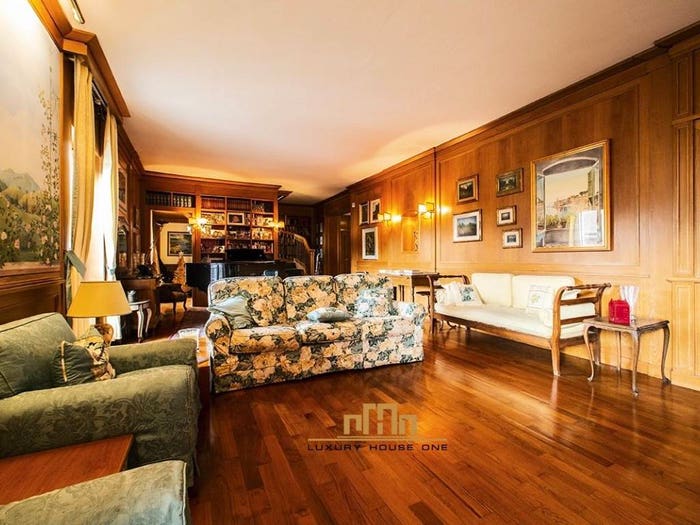 Casa con 5 locali in vendita in Viale Monte Grappa, Porta Nuova, Milano