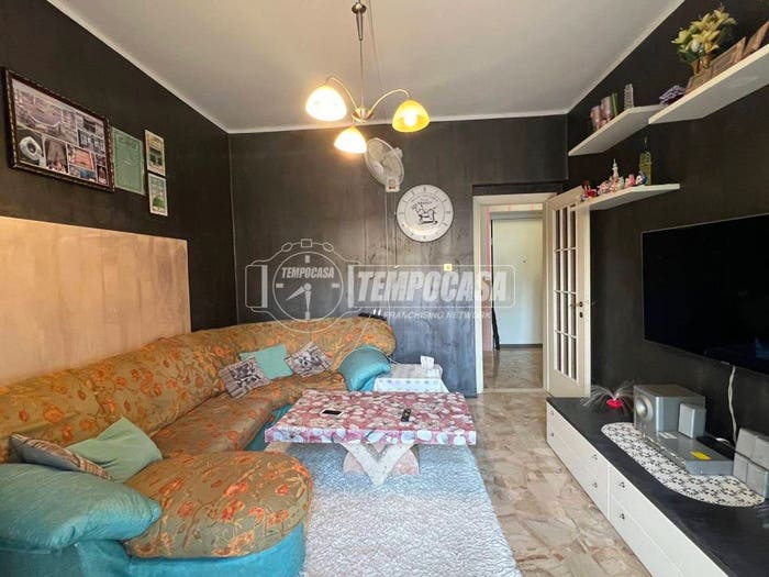 Appartamento quadrilocale in vendita in Piazza Cooperazione, Centro, Palazzolo sull'Oglio