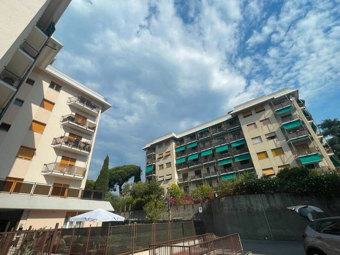Appartamento con 5 locali in vendita in Via Castagnevizza, Multedo, Genova