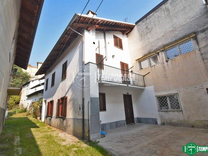 Casa con 6 locali in vendita in Via Destefanis, Centro, Front