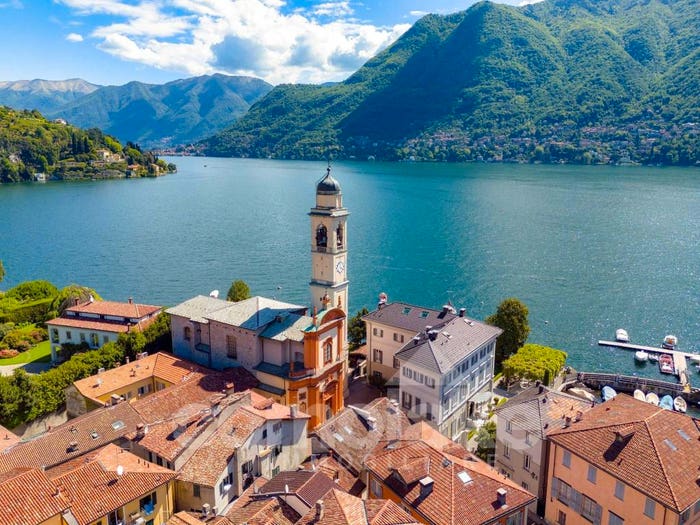 Casa con 6 locali in vendita in Via Regina, Cernobbio