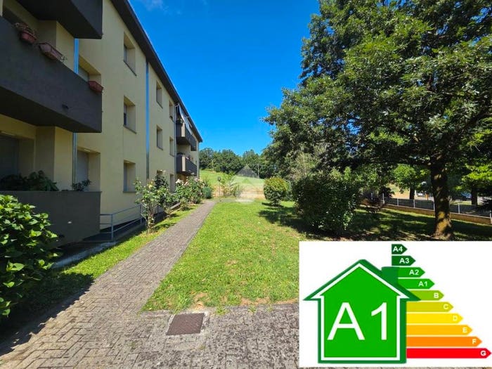 Appartamento trilocale in vendita in Via pio la torre, Centro, Medesano