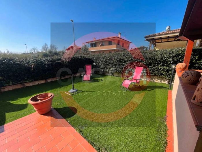 Casa con 6 locali in vendita in Via Battaglia Di Lepanto, Latina Scalo, Latina