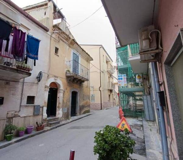 Appartamento monolocale in vendita in Via Bellaguglia, Leonforte