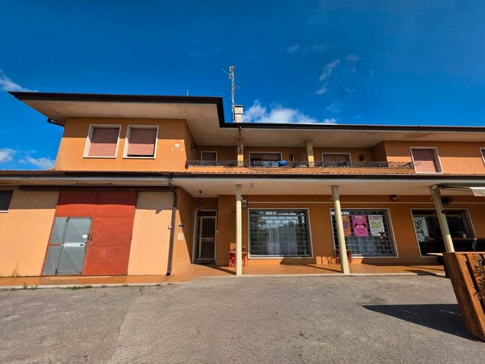 Appartamento trilocale in vendita in Via Monsignor Paolo Lino Zovatto, Loncon, Annone Veneto