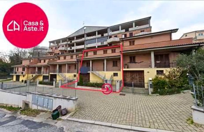 Casa con 6 locali in vendita in STRADA ROCCOLO SVAMPA, Roccolo Svampa, Montegranaro