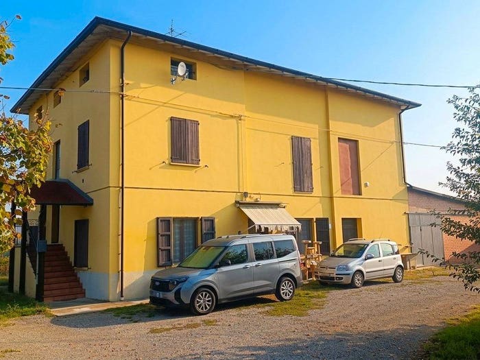 Casa con 6 locali in vendita in Spilamberto