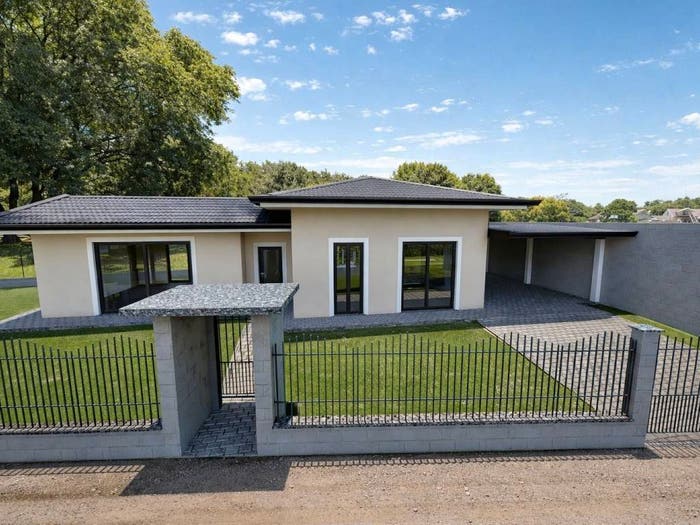 Casa con 5 locali in vendita in Via Barraggia, Madonna Delle Bozzole, Garlasco