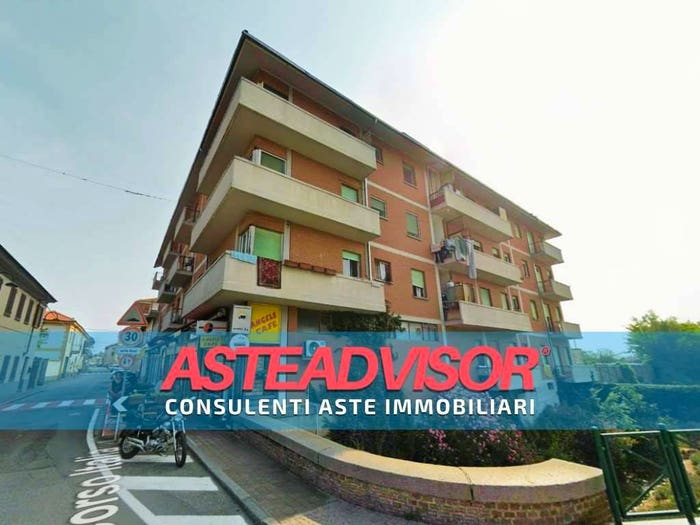 Appartamento con 5 locali in vendita in Corso Italia, Bianzè