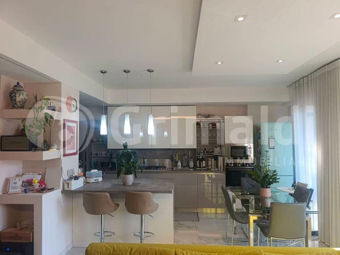 Appartamento quadrilocale in vendita in Via Del Cremonino, Madonna Pellegrina, Padova