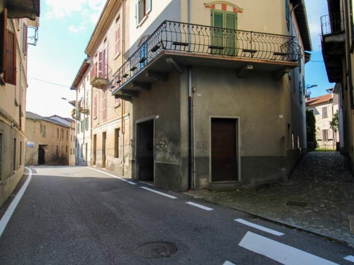 Appartamento trilocale in vendita in Via Provinciale, Pellio Intelvi, Alta Valle Intelvi