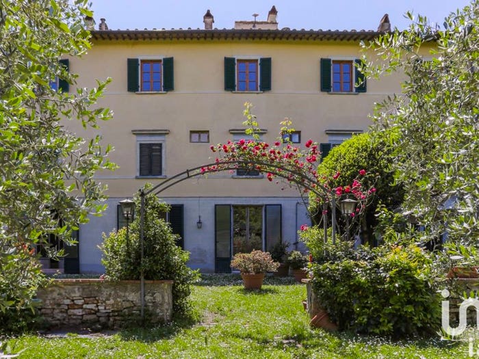 Appartamento con 5 locali in vendita in Via Colline, Impruneta