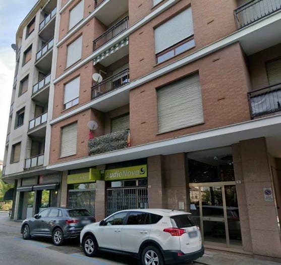Appartamento con 5 locali in vendita in Corso Fratelli Bandiera, Centro, Alba