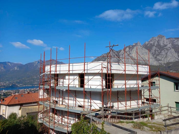 Casa con 6 locali in vendita in Via ai Poggi, Acquate, Lecco