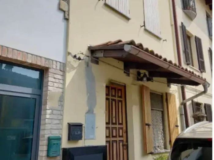 Casa quadrilocale in vendita in Strada Molinazzo, Lusurasco, Alseno
