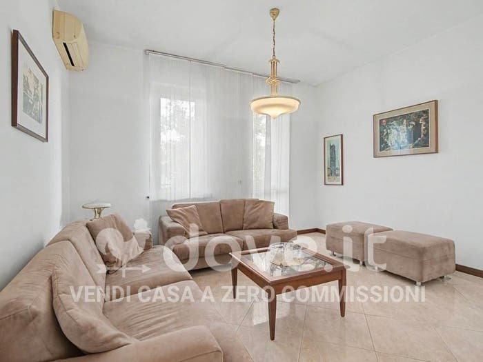Casa con 5 locali in vendita in Via Gorana, Centro, Sannazzaro de' Burgondi