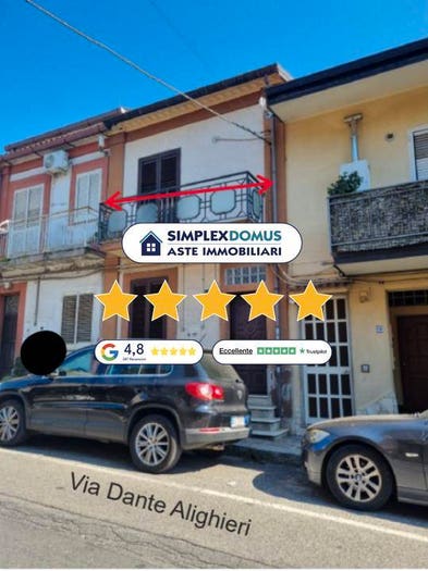Appartamento quadrilocale in vendita in Via Dante Alighieri, Cinquefrondi