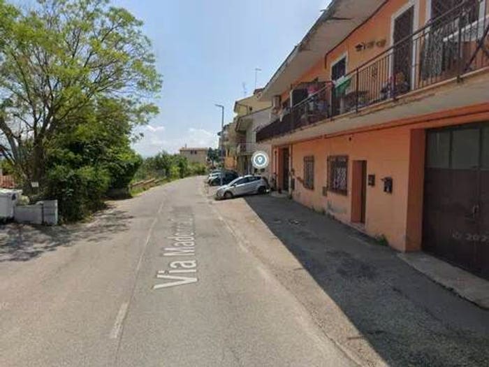 Appartamento quadrilocale in vendita in Via Madonna Due Ponti, Centro, Capena