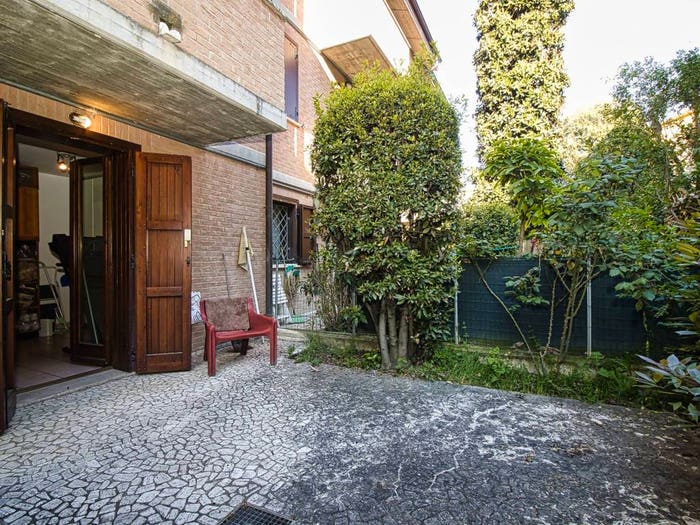 Casa con 6 locali in vendita in Via Andrea Mantegna, Buon Pastore Parco Amendola, Modena