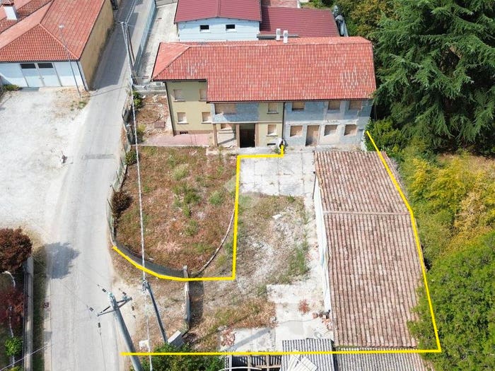 Casa con 6 locali in vendita in Via Casoni, Castelfranco Veneto