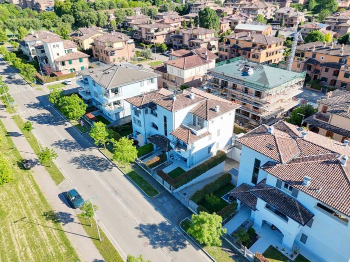 Casa quadrilocale in vendita in Via Cirillo Monzani, Formigine
