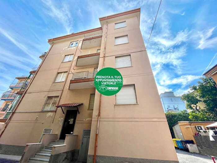 Appartamento bilocale in vendita in Via Gioacchino Rossini, Centro, Loano