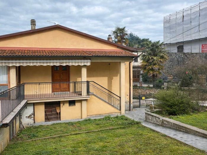 Casa con 5 locali in vendita in Via di Caposelvi, Levanella, Montevarchi