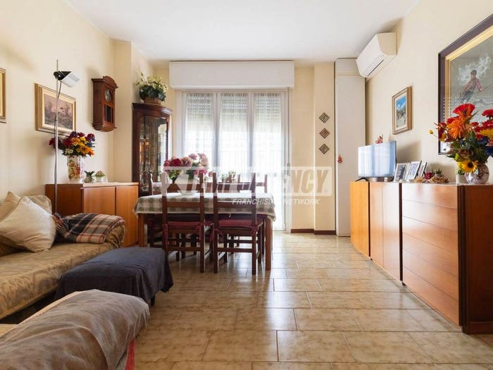 Appartamento trilocale in vendita in Via Rogoredo, Santa Giulia, Milano