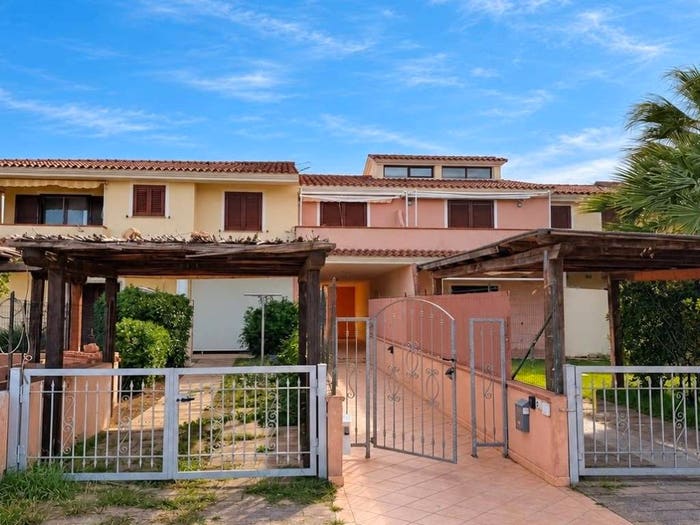 Appartamento bilocale in vendita in Via Maltineddu, Murta Maria Porto Istana, Olbia