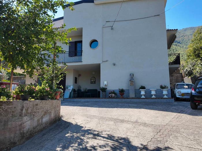 Casa quadrilocale in vendita in Cupa Sorvello, Nocera Superiore