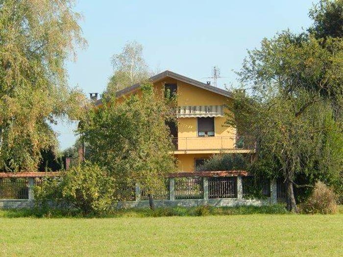 Casa con 6 locali in vendita in Via Daniela, CampiglioneFenile