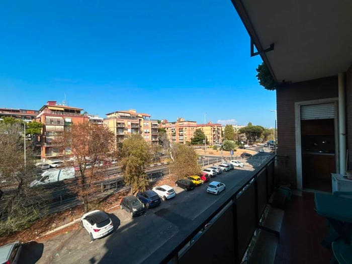 Appartamento con 5 locali in vendita in Viale Ammiraglio del Bono, Ostia Levante, Roma