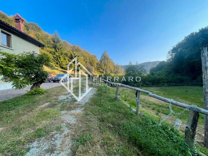 Casa con 6 locali in vendita in Strada Ferranietta, Ferrania, Cairo Montenotte