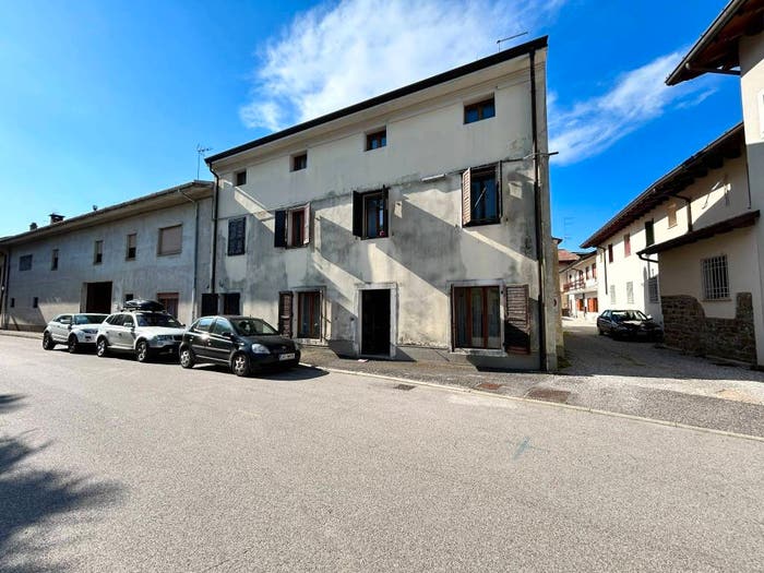 Casa con 6 locali in vendita in Via Dante Alighieri, Centro, Cormons