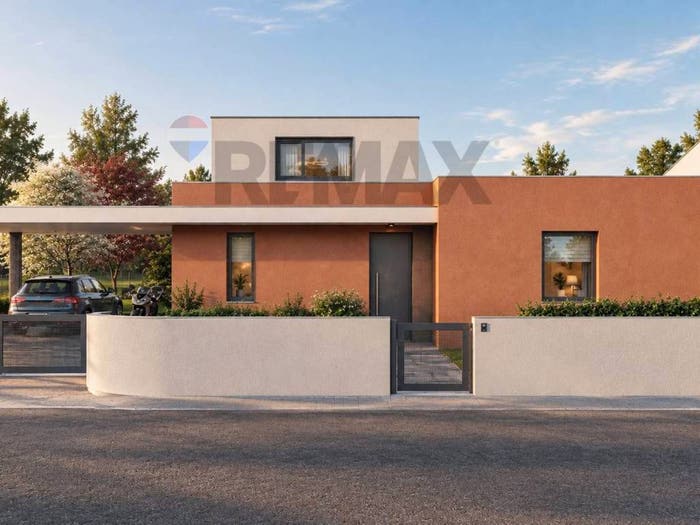 Casa con 5 locali in vendita in VIA CROSSI, Centro, Commessaggio
