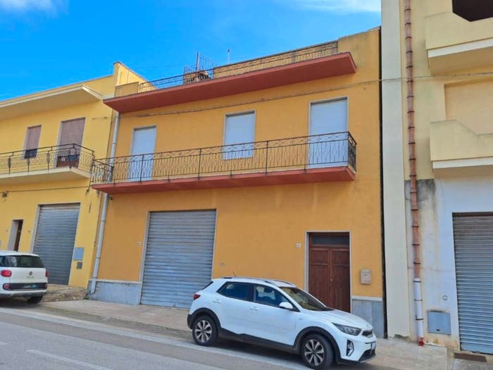 Appartamento con 6 locali in vendita in Via S Vito Custonaci TP Italia, Centro, Custonaci
