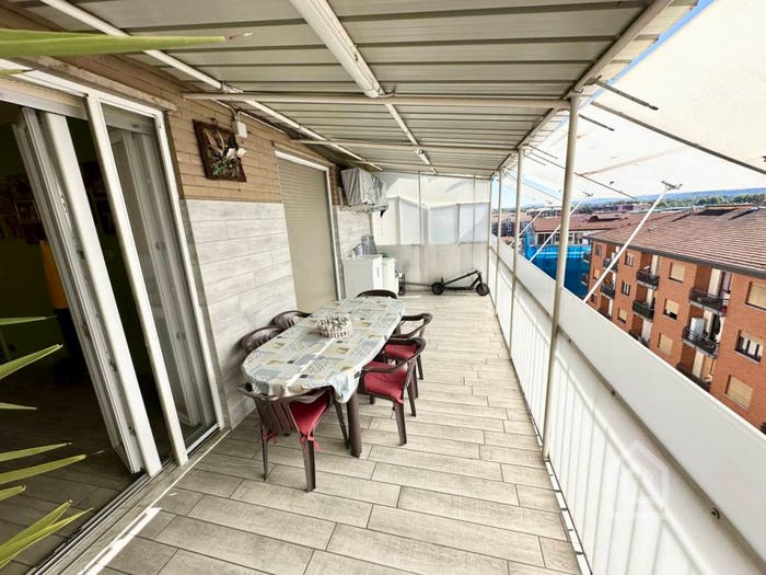 Appartamento quadrilocale in vendita in Via Momo n, Centro, Chivasso