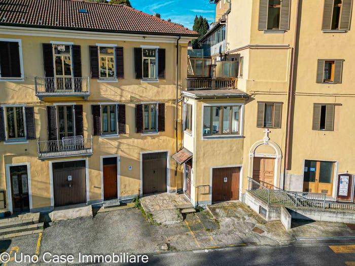 Appartamento quadrilocale in vendita in Via Martiri della Libertà, Centro, Chatillon